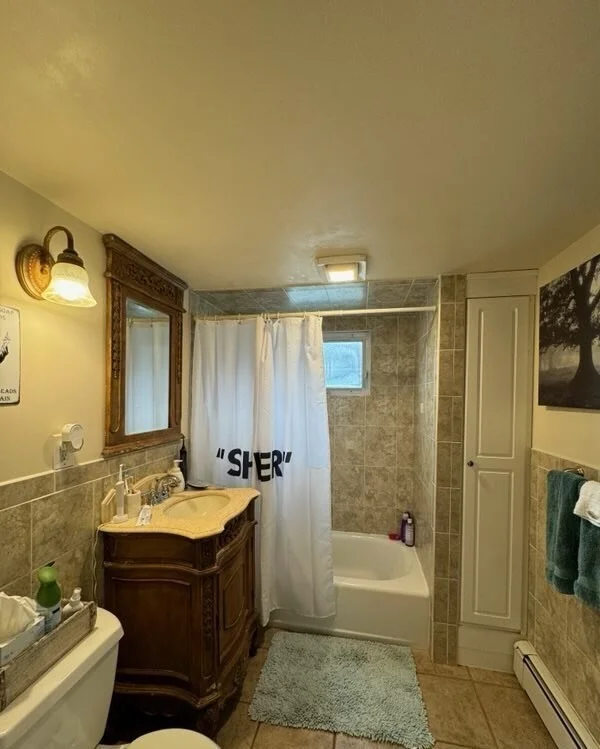 4 bed, 1 bath apartment for rent at 23 Laurel St Unit 1, Watertown — photo 14 of 17