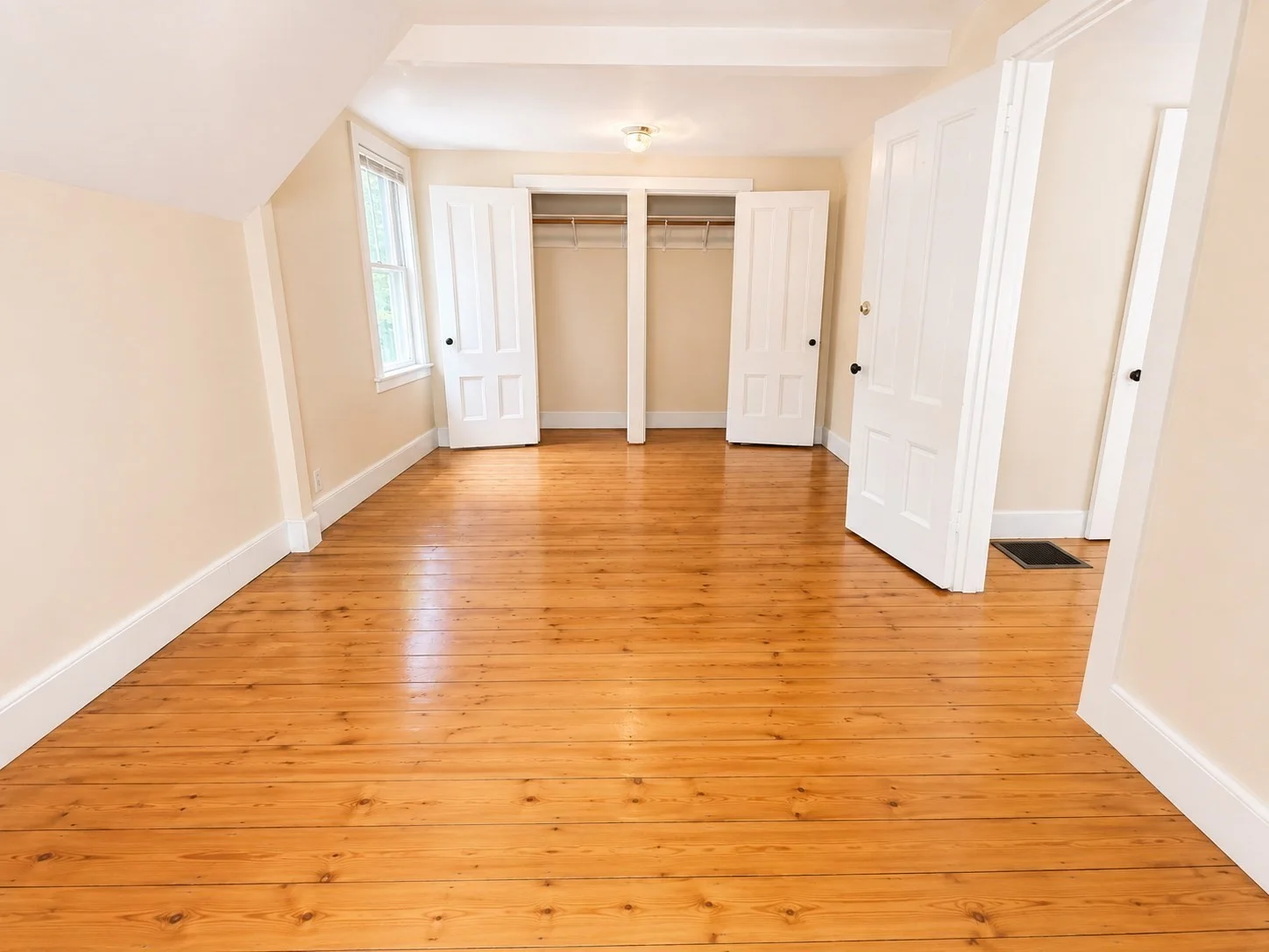 2 bed, 2 bath apartment for rent at 23 Lexington St Unit 23, Weston — photo 20 of 26
