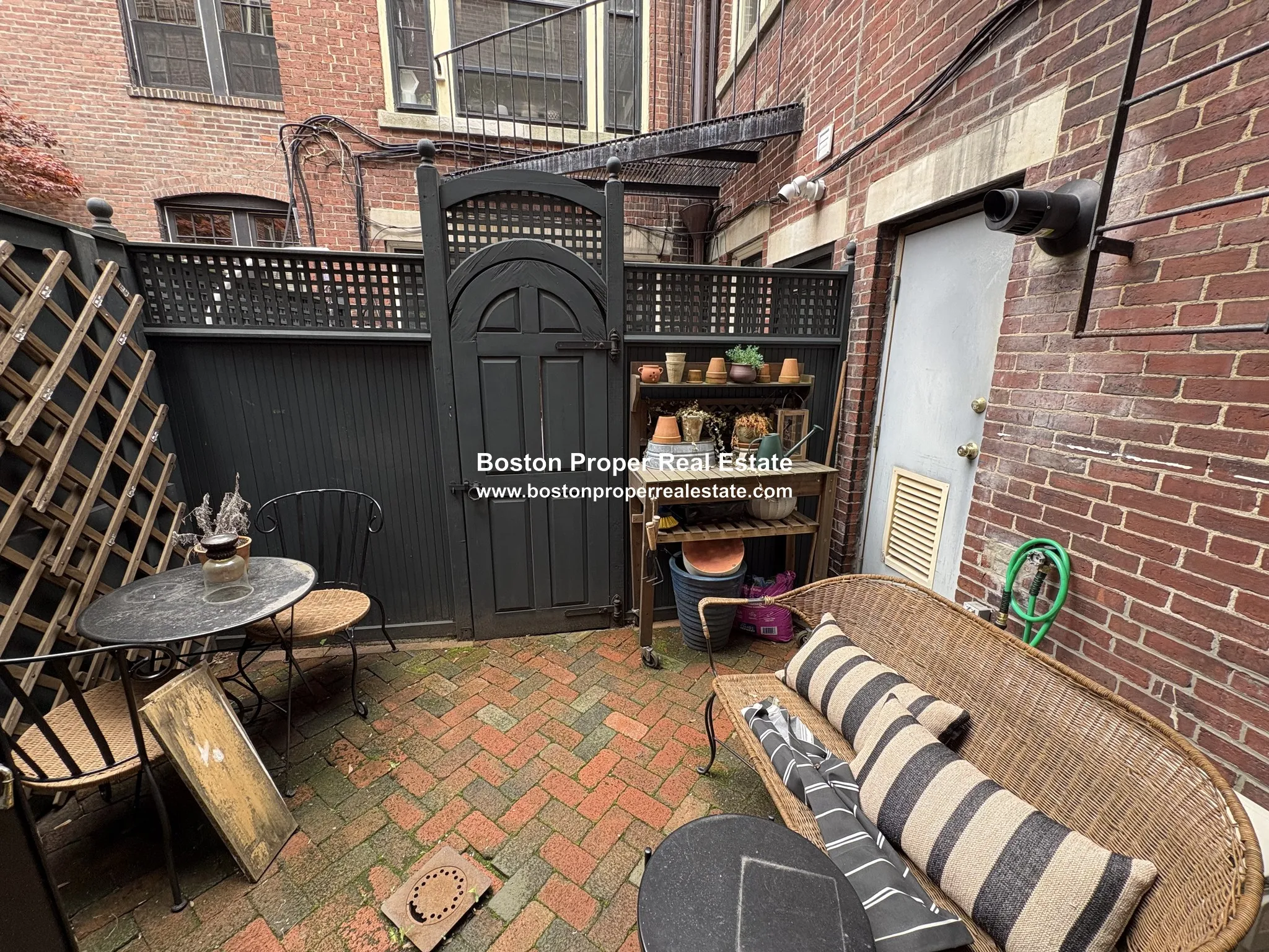 Studio bed, 1 bath apartment for rent at 23 Lime St Unit 1R, Beacon Hill — photo 7 of 11
