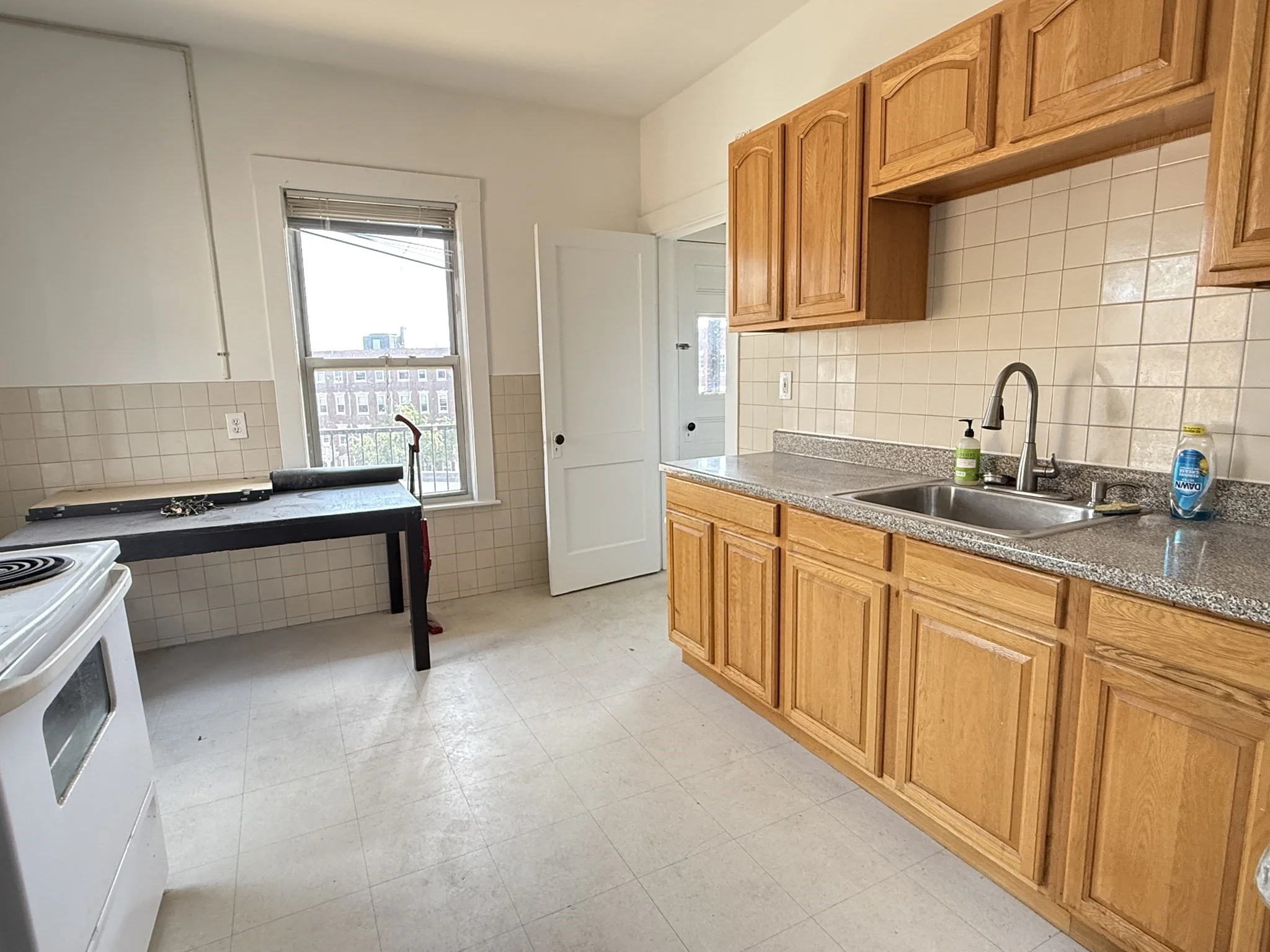 3 bed, 1 bath apartment for rent at 23 Long Ave Unit 3, Allston — photo 6 of 8