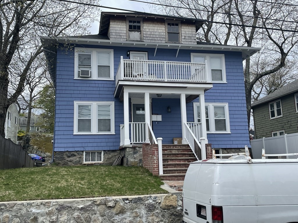 3 bed, 1 bath apartment for rent at 23 Lothrop Ave Unit 1, Milton — photo 1 of 14