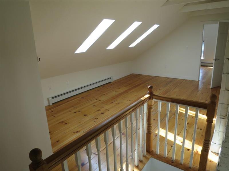 4 bed, 2 bath apartment for rent at 23 Lowell St Unit 2, Spring Hill — photo 14 of 38