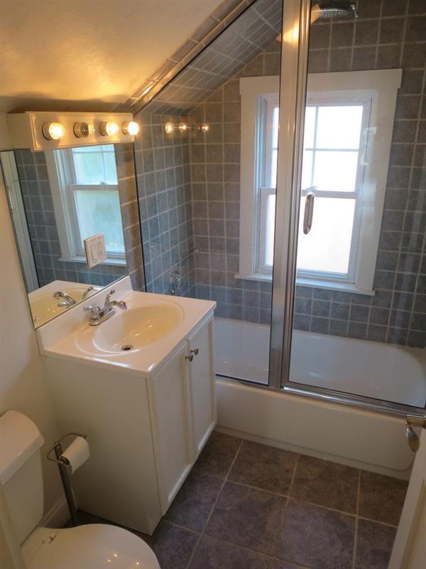 4 bed, 2 bath apartment for rent at 23 Lowell St Unit 2, Spring Hill — photo 26 of 38
