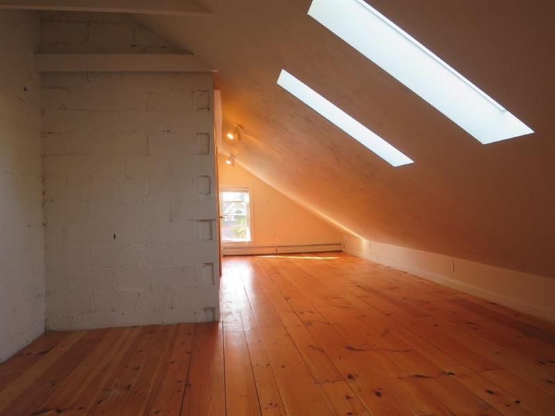 4 bed, 2 bath apartment for rent at 23 Lowell St Unit 2, Spring Hill — photo 28 of 38