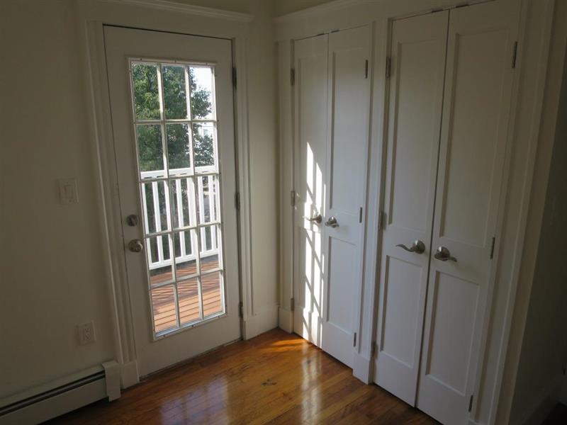 4 bed, 2 bath apartment for rent at 23 Lowell St Unit 2, Spring Hill — photo 7 of 38