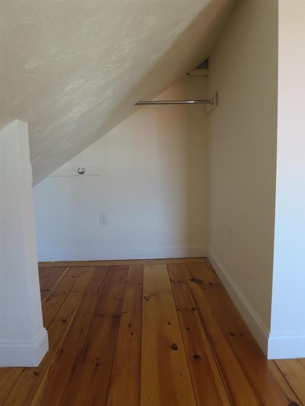 4 bed, 2 bath apartment for rent at 23 Lowell St Unit 2, Spring Hill — photo 23 of 38