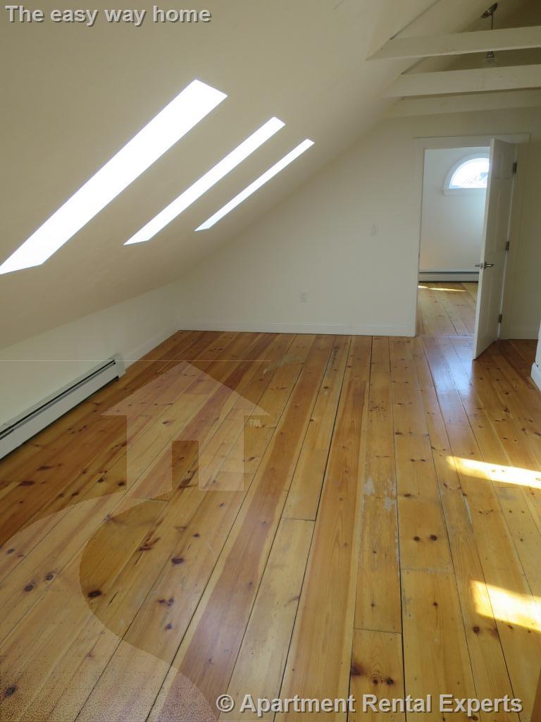 4 bed, 2 bath apartment for rent at 23 Lowell St Unit 2L, Porter Square — photo 15 of 38