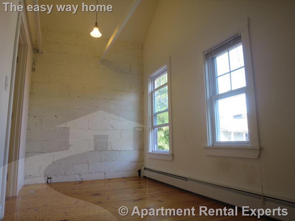 4 bed, 2 bath apartment for rent at 23 Lowell St Unit 2L, Porter Square — photo 25 of 38