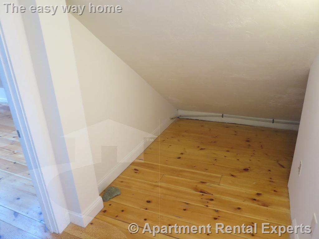 4 bed, 2 bath apartment for rent at 23 Lowell St Unit 2L, Porter Square — photo 27 of 38
