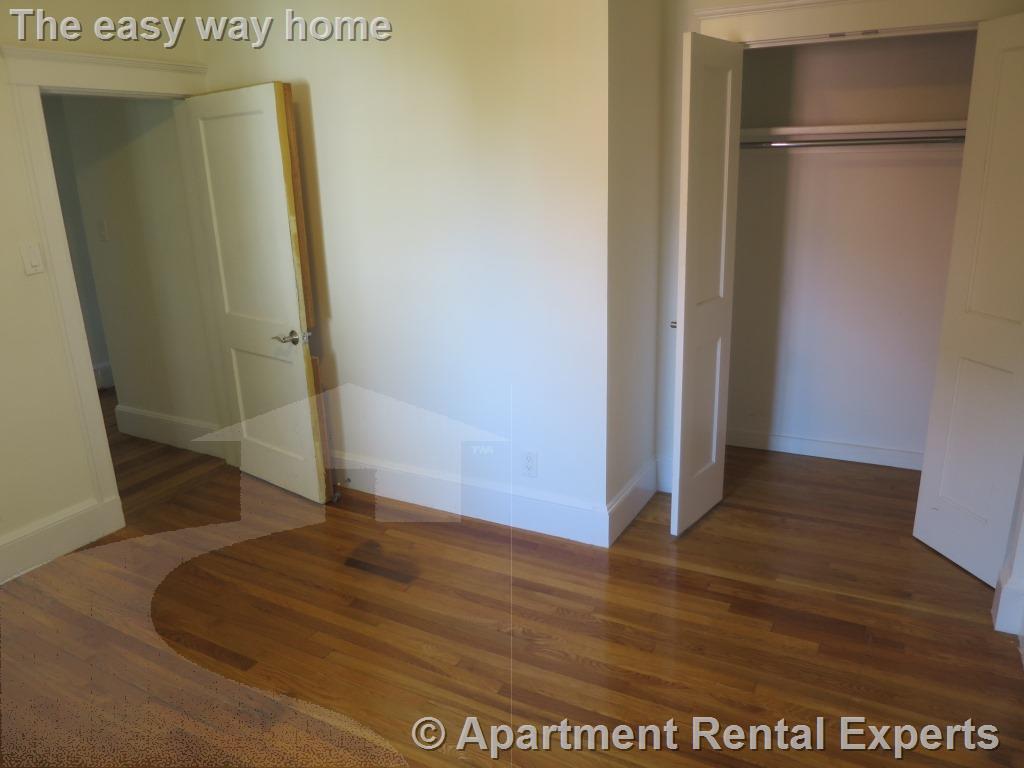 4 bed, 2 bath apartment for rent at 23 Lowell St Unit 2L, Porter Square — photo 13 of 38