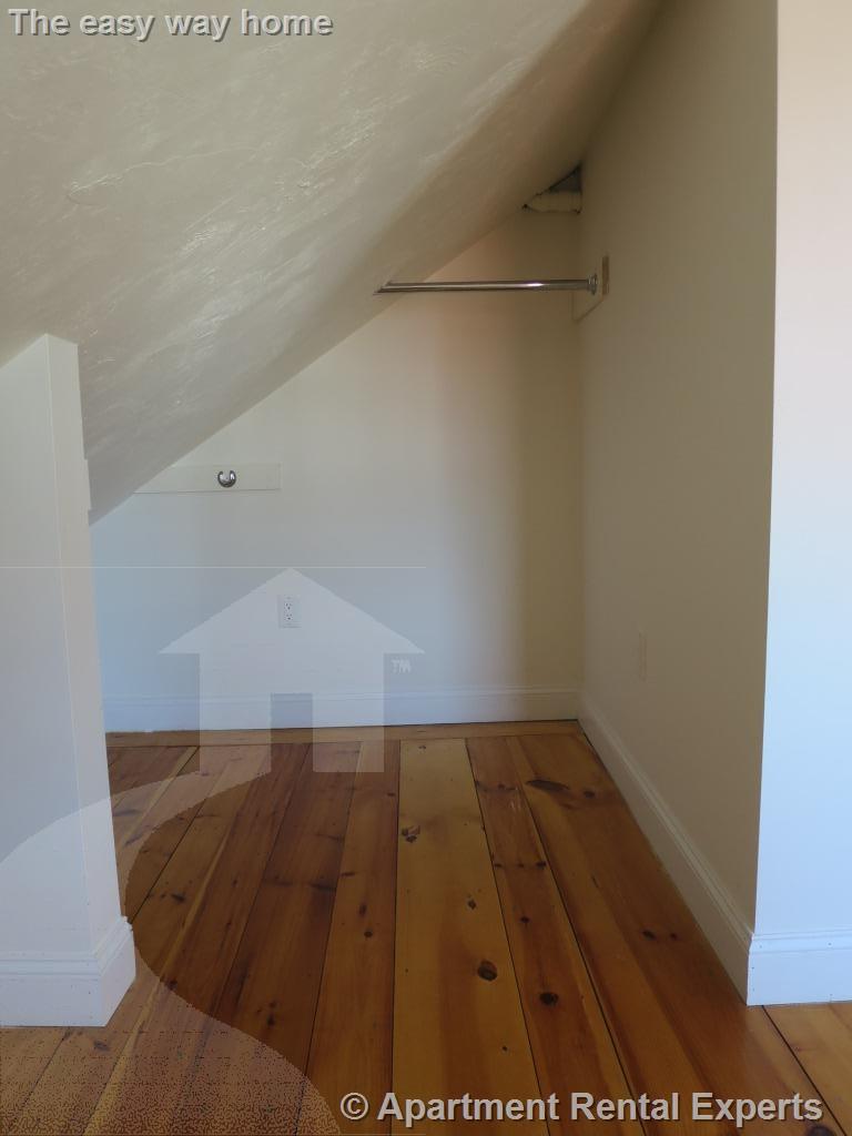 4 bed, 2 bath apartment for rent at 23 Lowell St Unit 2L, Porter Square — photo 23 of 38