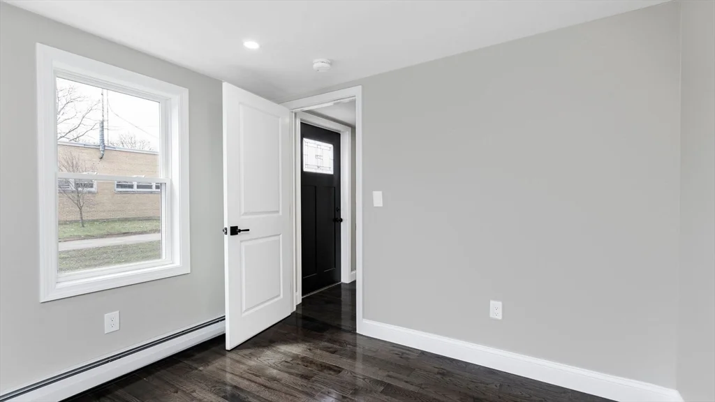 3 bed, 1 bath apartment for rent at 23 Lynn St, Peabody — photo 13 of 18