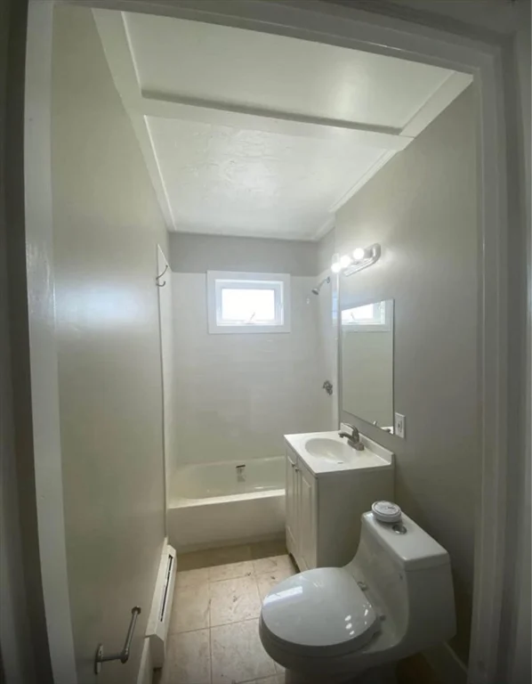 3 bed, 1 bath apartment for rent at 23 Mall St Unit 2, Lynn — photo 14 of 17