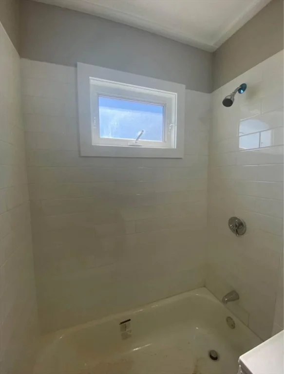3 bed, 1 bath apartment for rent at 23 Mall St Unit 2, Lynn — photo 15 of 17