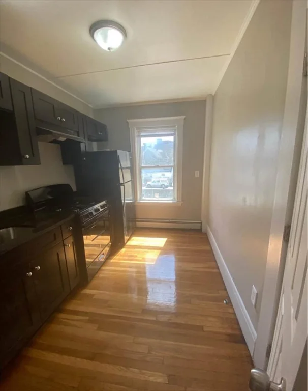 3 bed, 1 bath apartment for rent at 23 Mall St Unit 2, Lynn