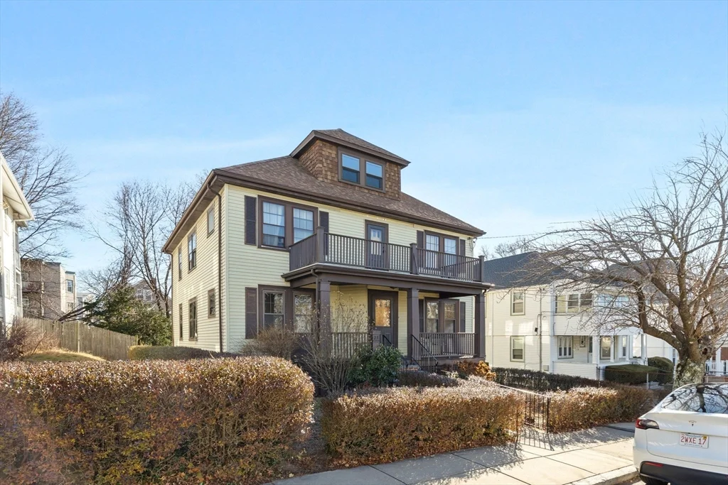 3 bed, 1 bath apartment for rent at 23 Matchett Unit 2, Brighton — photo 1 of 20