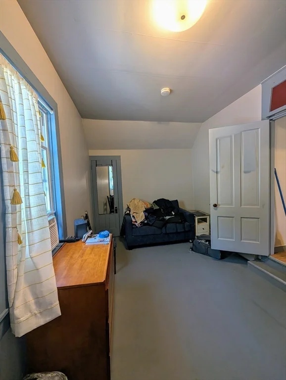 2 bed, 1 bath apartment for rent at 23 Mechanic Unit 2, Shelburne Falls — photo 2 of 17