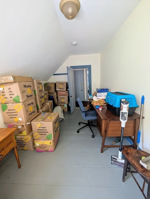 2 bed, 1 bath apartment for rent at 23 Mechanic Unit 2, Shelburne Falls — photo 12 of 17