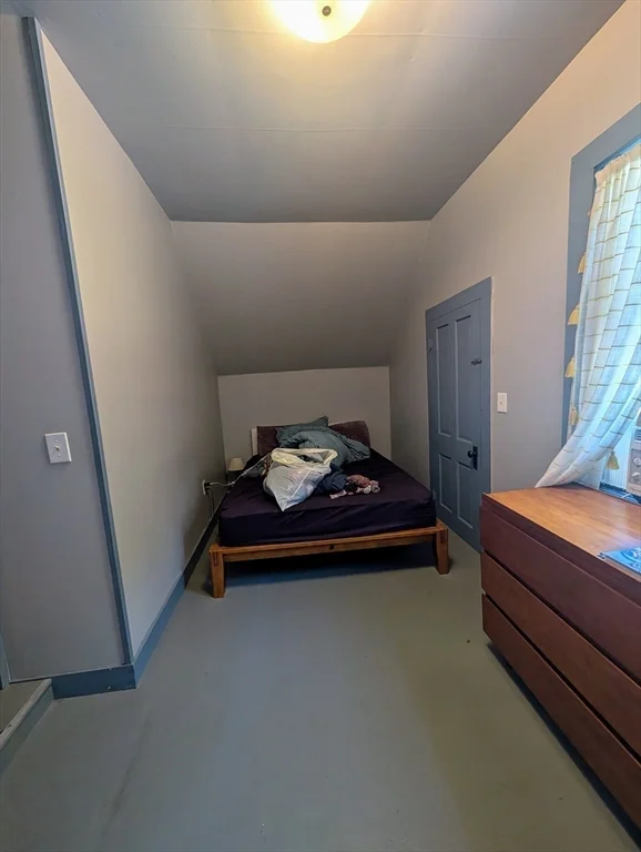 2 bed, 1 bath apartment for rent at 23 Mechanic Unit 2, Shelburne Falls — photo 10 of 17