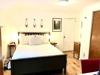 1 bed, 1 bath apartment for rent at 23 Monmouth St Unit 1R, Spring Hill — photo 7 of 7