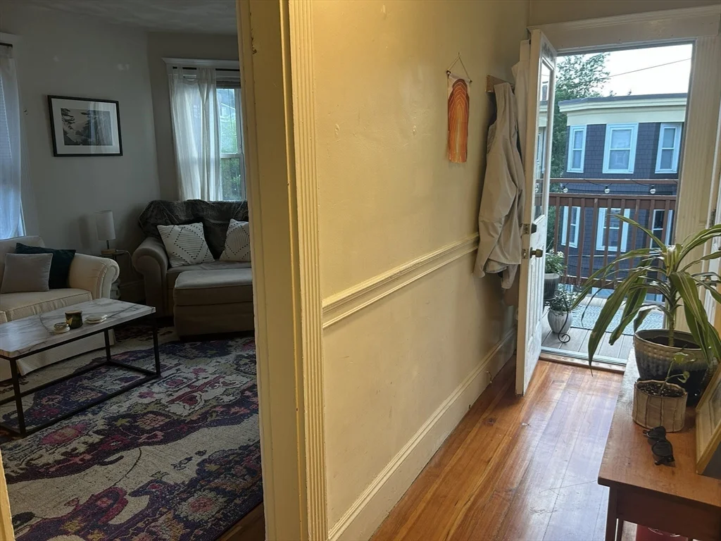 2 bed, 1 bath apartment for rent at 23 Montfern Ave Unit 3, Brighton — photo 6 of 26