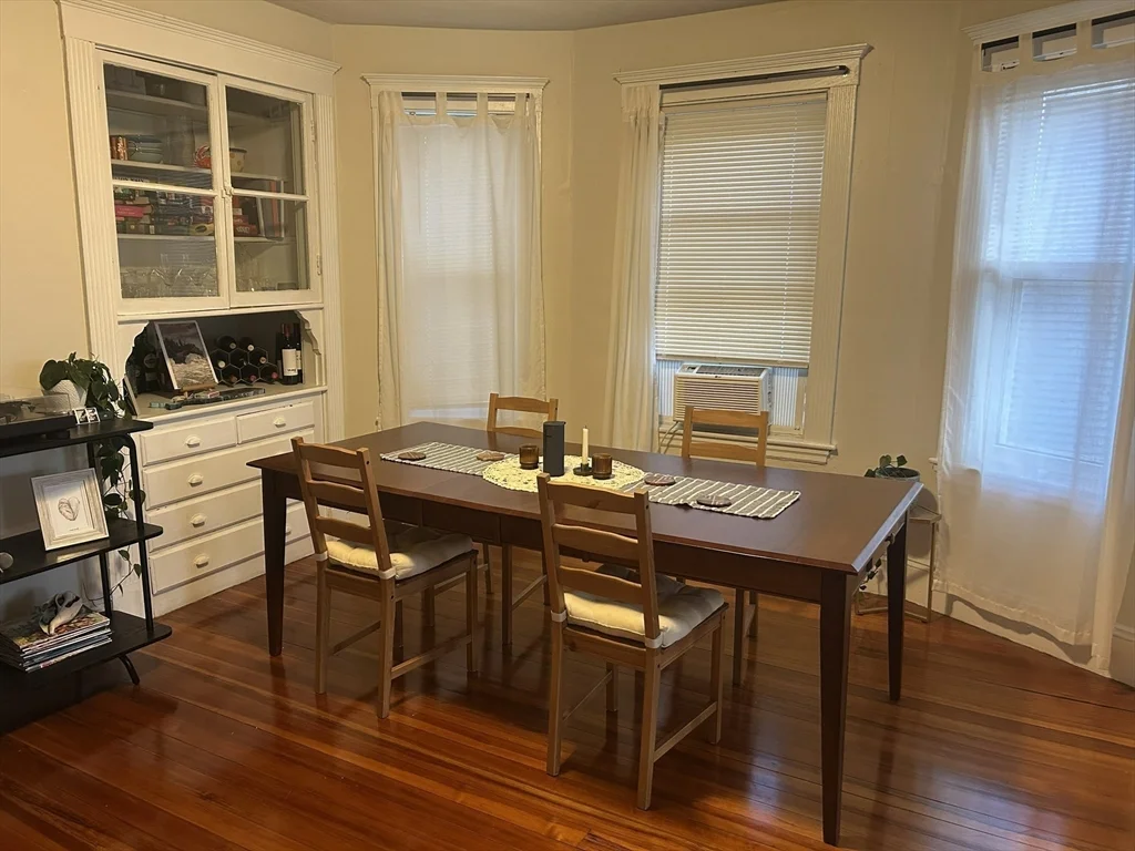 2 bed, 1 bath apartment for rent at 23 Montfern Ave Unit 3, Brighton — photo 7 of 26