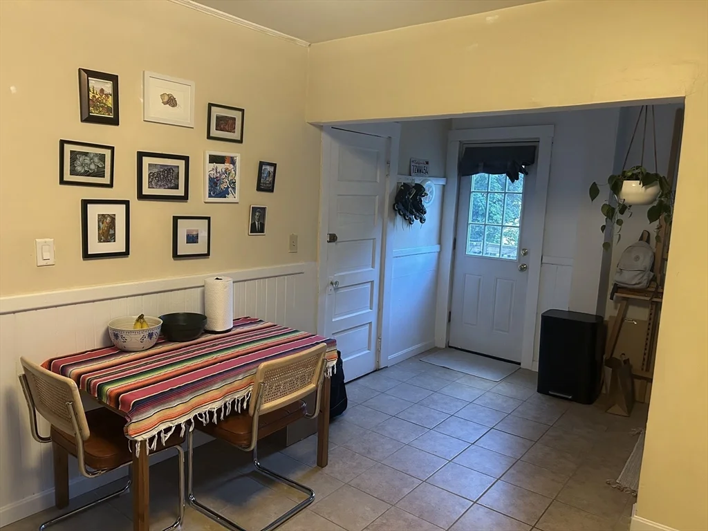 2 bed, 1 bath apartment for rent at 23 Montfern Ave Unit 3, Brighton — photo 9 of 26