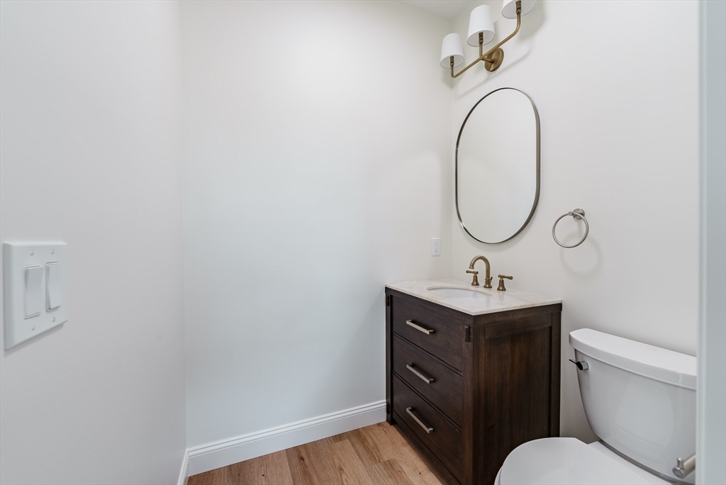 4 bed, 1 bath apartment for rent at 23 Moore St Unit 23, Agawam — photo 2 of 36