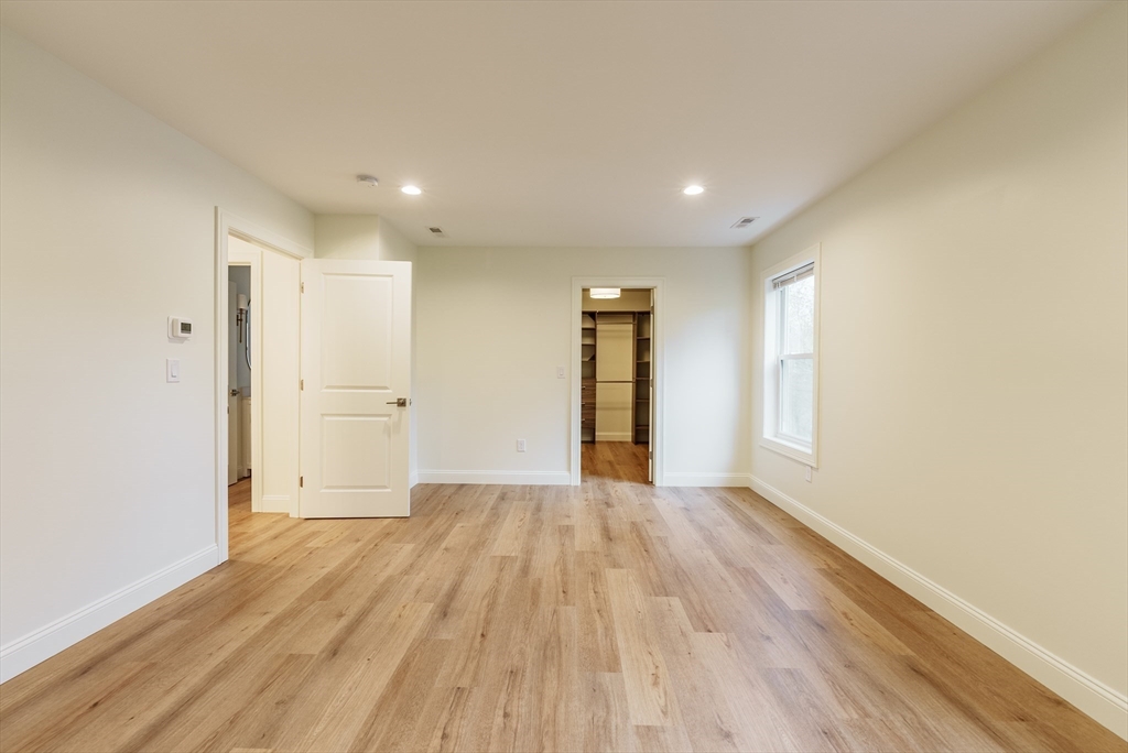 4 bed, 1 bath apartment for rent at 23 Moore St Unit 23, Agawam — photo 31 of 36