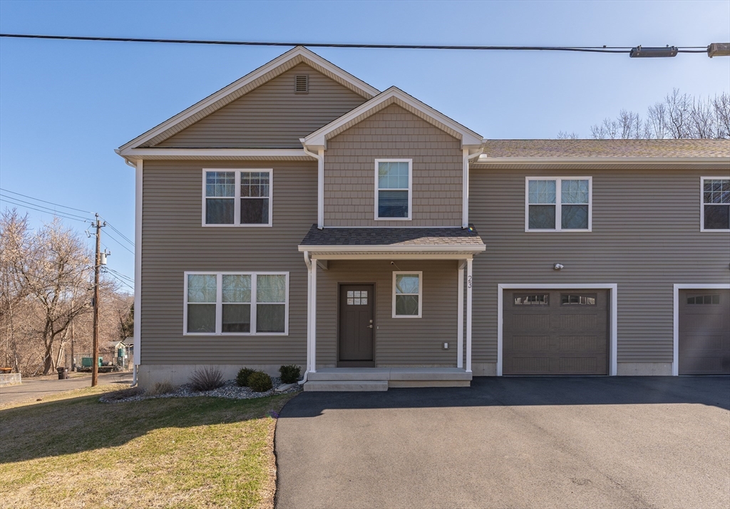 4 bed, 1 bath apartment for rent at 23 Moore St Unit 23, Agawam — photo 1 of 36