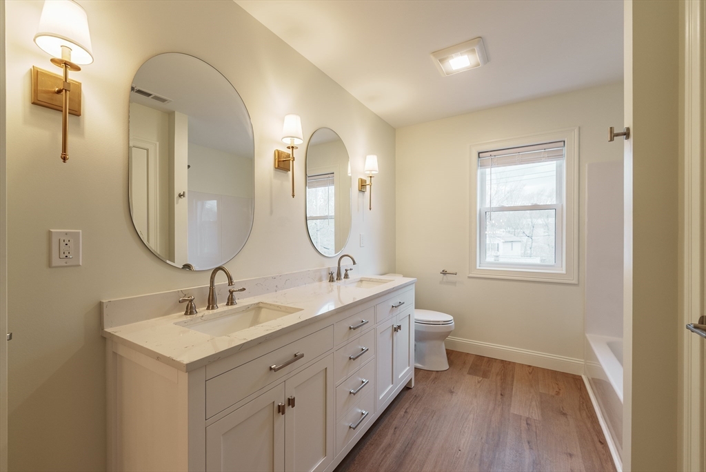 4 bed, 1 bath apartment for rent at 23 Moore St Unit 23, Agawam — photo 19 of 36