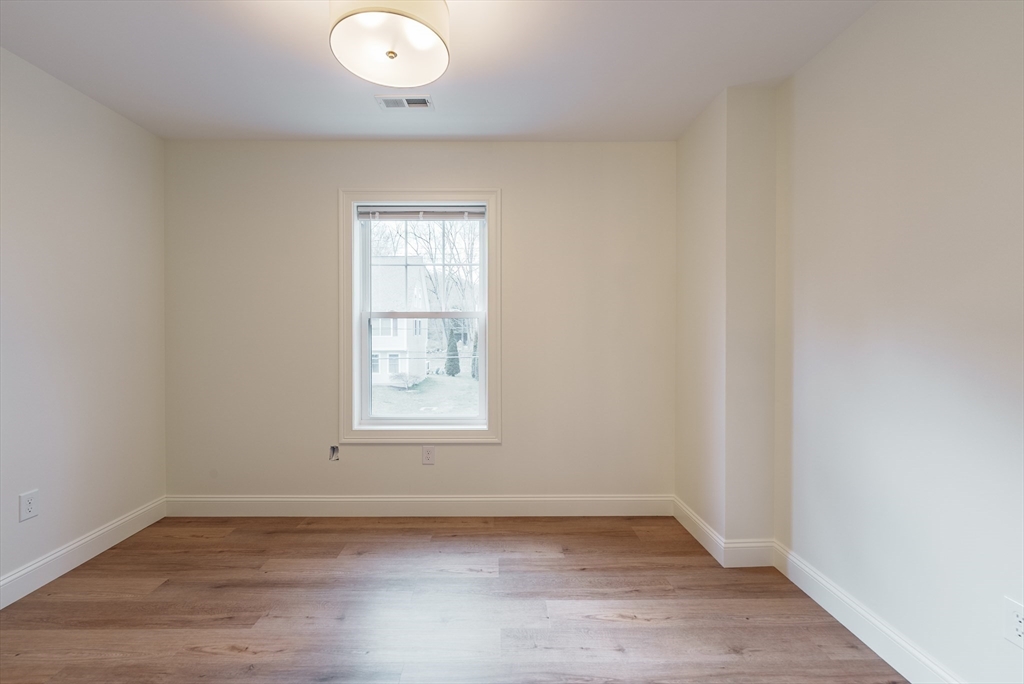 4 bed, 1 bath apartment for rent at 23 Moore St Unit 23, Agawam — photo 22 of 36