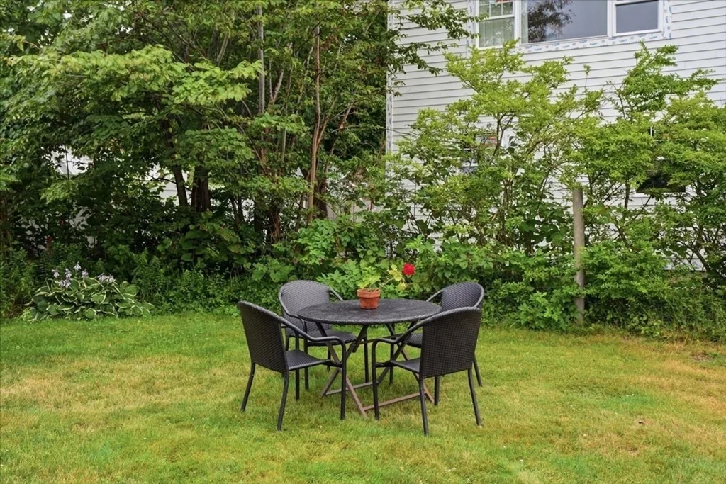 3 bed, 2 bath apartment for rent at 23 Morton Pl, Scituate Harbor — photo 30 of 32