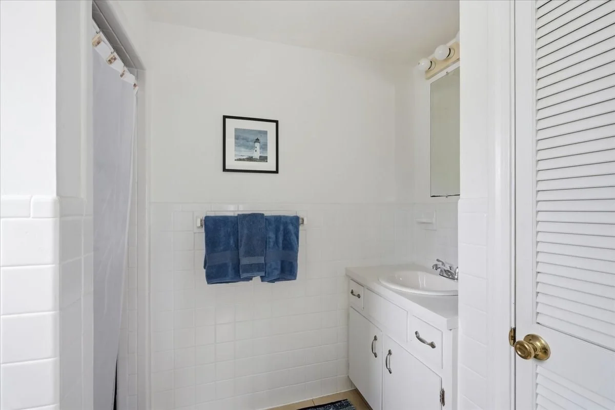 3 bed, 2 bath apartment for rent at 23 Morton Pl, Scituate Harbor — photo 15 of 32