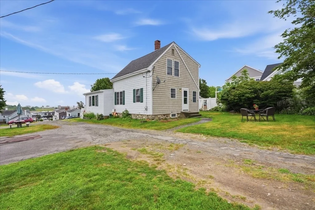 3 bed, 2 bath apartment for rent at 23 Morton Pl, Scituate Harbor — photo 31 of 32