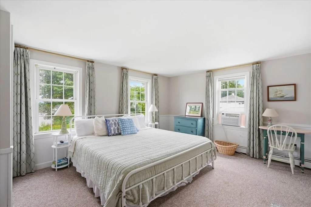 3 bed, 2 bath apartment for rent at 23 Morton Pl, Scituate Harbor — photo 12 of 32
