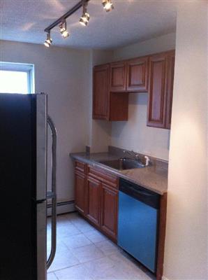 2 bed, 1 bath apartment for rent at 23 Mount Vernon St Unit 1, East Somerville — photo 2 of 6