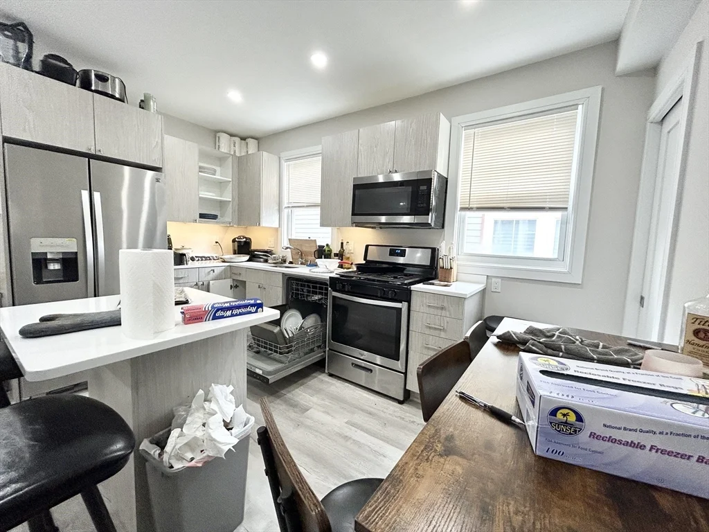 4 bed, 2 bath apartment for rent at 23 Mount Vernon St Unit 3, Dorchester — photo 1 of 13