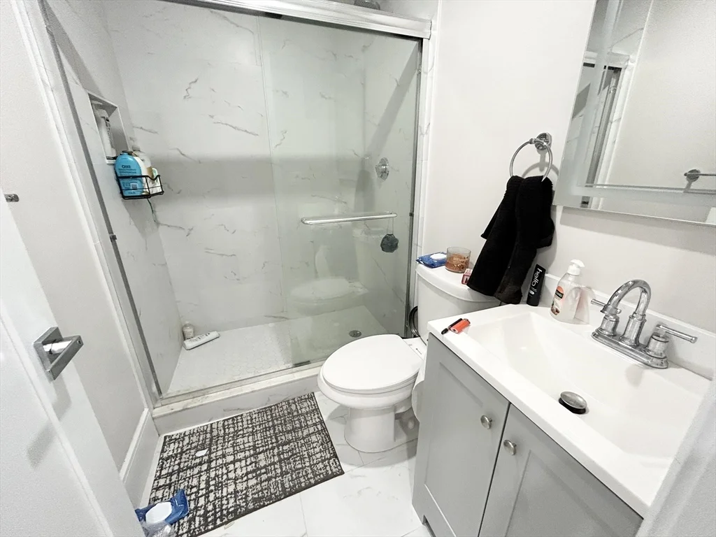 4 bed, 2 bath apartment for rent at 23 Mount Vernon St Unit 3, Dorchester — photo 13 of 13