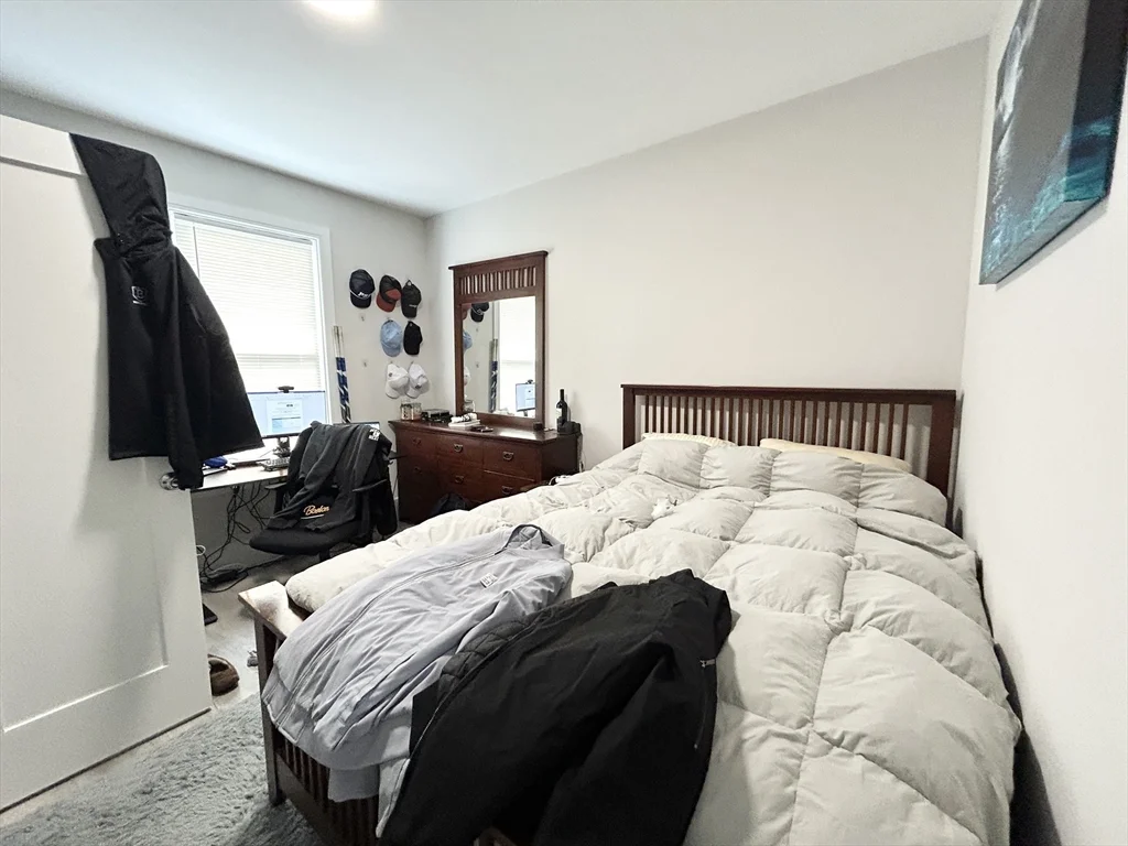 4 bed, 2 bath apartment for rent at 23 Mount Vernon St Unit 3, Dorchester — photo 12 of 13