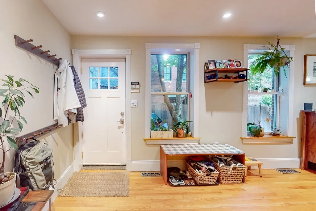 2 bed, 1 bath apartment for rent at 23 Mount Vernon St Unit R, Charlestown — photo 5 of 20