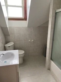 3 bed, 1 bath apartment for rent at 23 Munroe St Unit 2, Union Square — photo 5 of 19