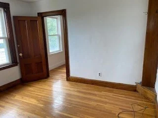 3 bed, 1 bath apartment for rent at 23 Munroe St Unit 2, Union Square — photo 8 of 19