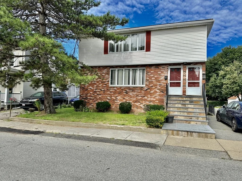 3 bed, 1 bath apartment for rent at 23 Myrtle St Unit 1, Watertown — photo 6 of 6