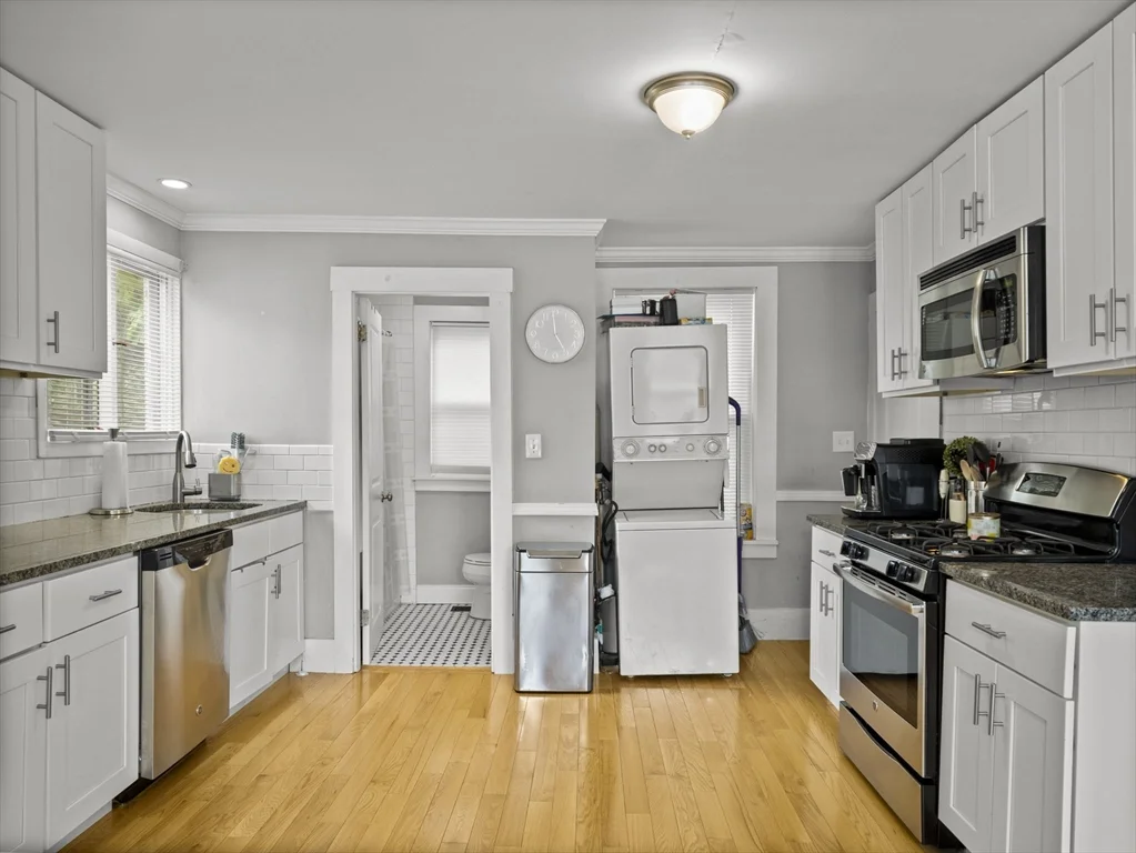 1 bed, 1 bath apartment for rent at 23 New Ocean Unit 1, Swampscott — photo 6 of 32