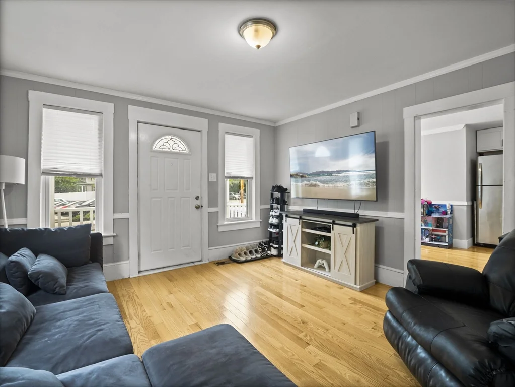 1 bed, 1 bath apartment for rent at 23 New Ocean Unit 1, Swampscott — photo 3 of 32