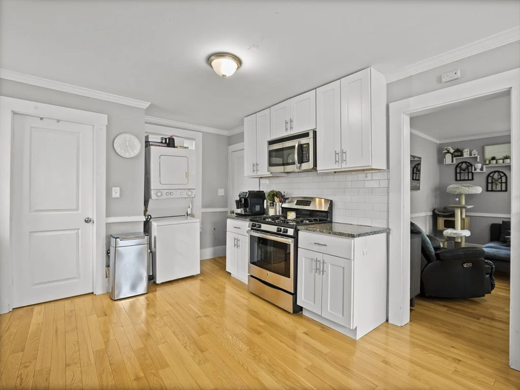 1 bed, 1 bath apartment for rent at 23 New Ocean Unit 1, Swampscott — photo 15 of 32