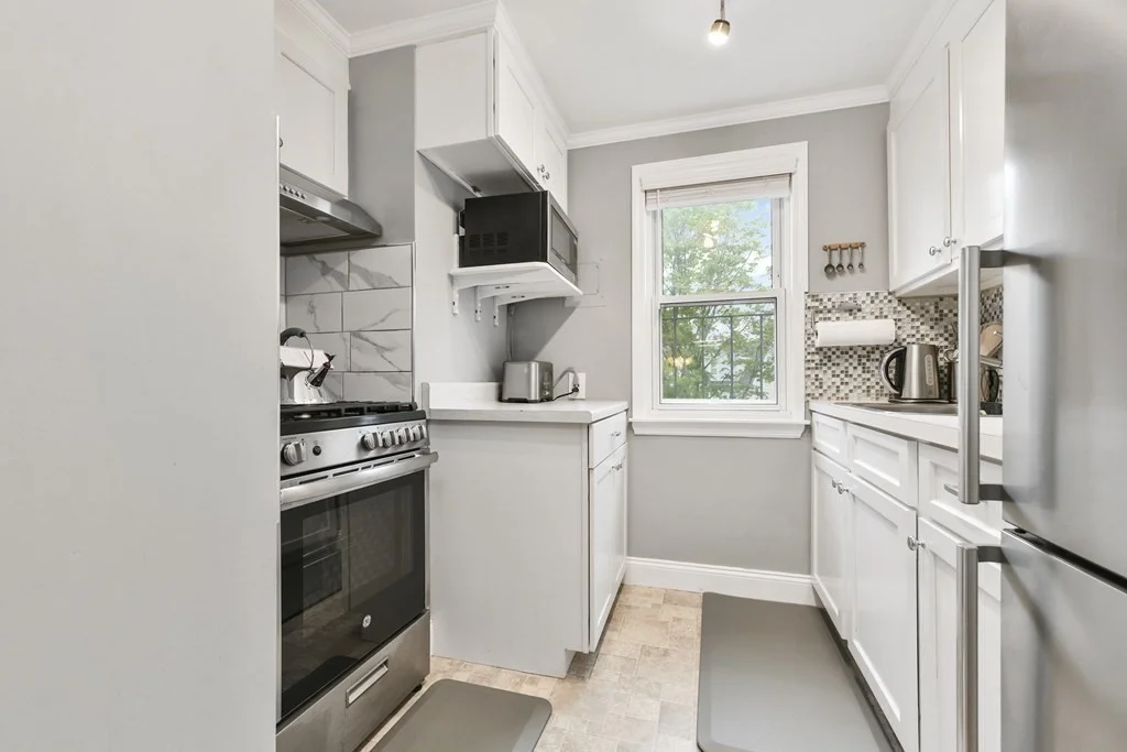 2 bed, 1 bath apartment for rent at 23 Newman Rd Unit 4, Malden — photo 5 of 15