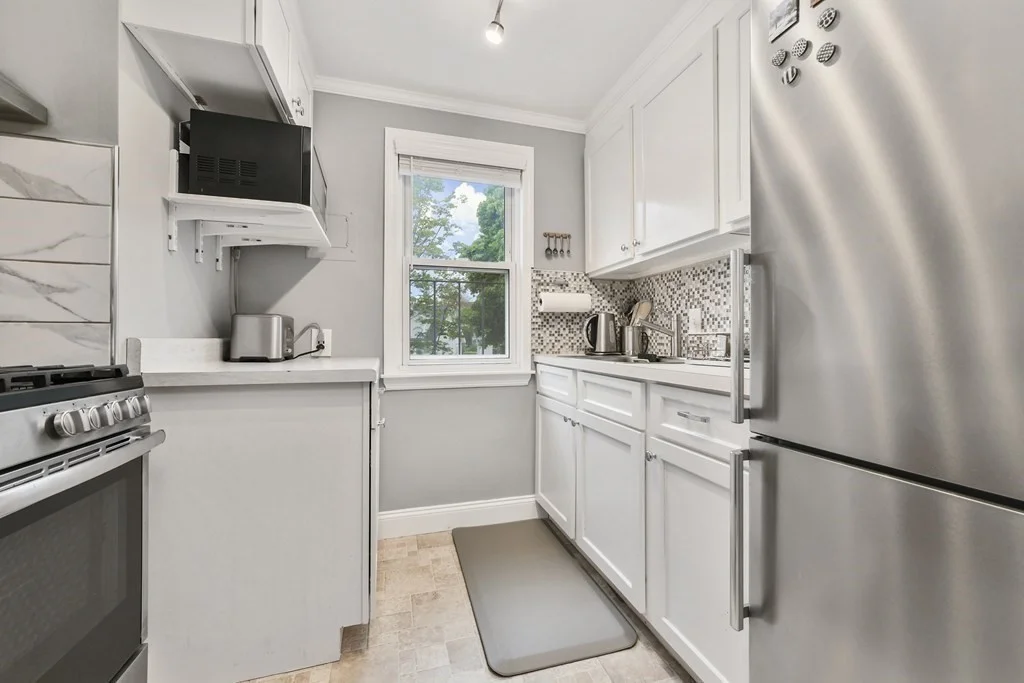 2 bed, 1 bath apartment for rent at 23 Newman Rd Unit 4, Malden — photo 4 of 15