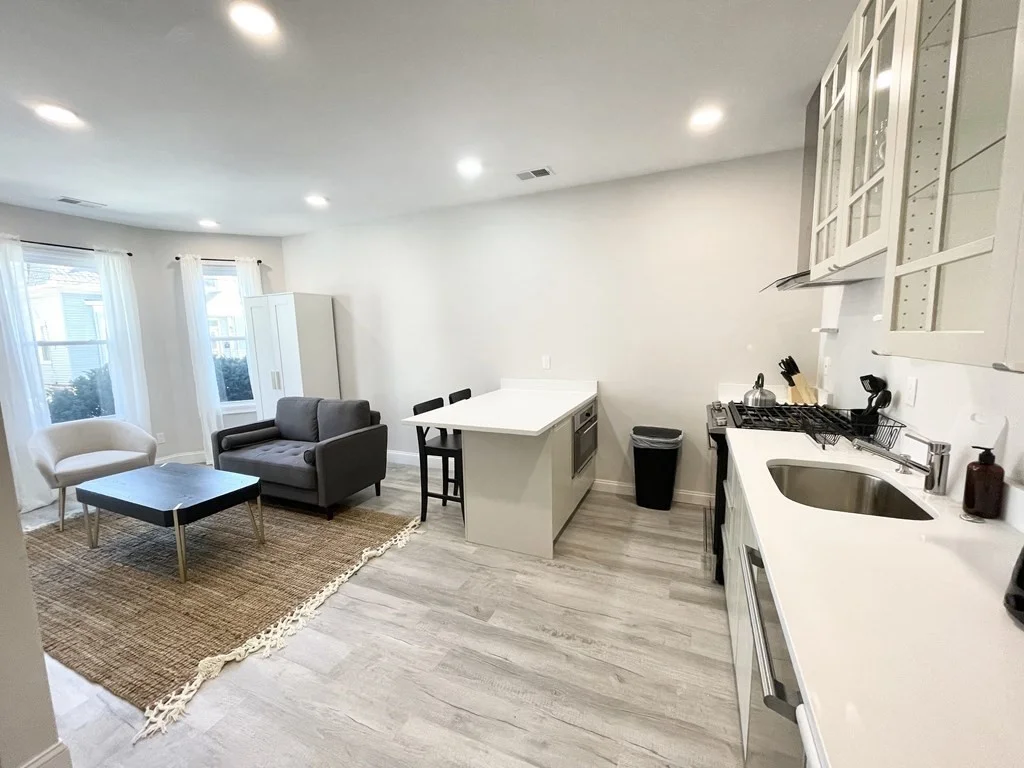 5 bed, 2 bath apartment for rent at 23 Newport St Unit 1, Dorchester — photo 2 of 17